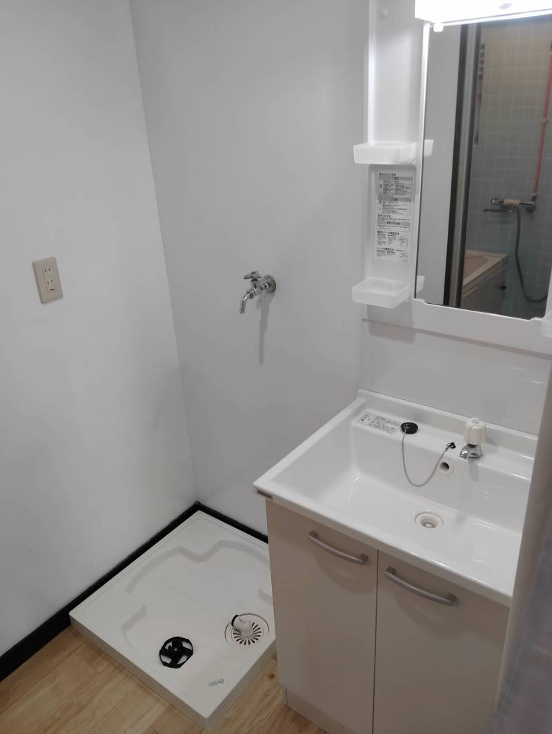 洗面所、洗濯機置き場