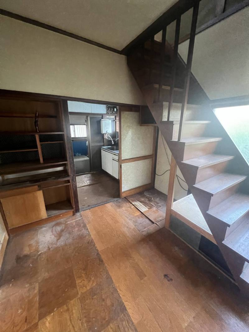 階段のある部屋