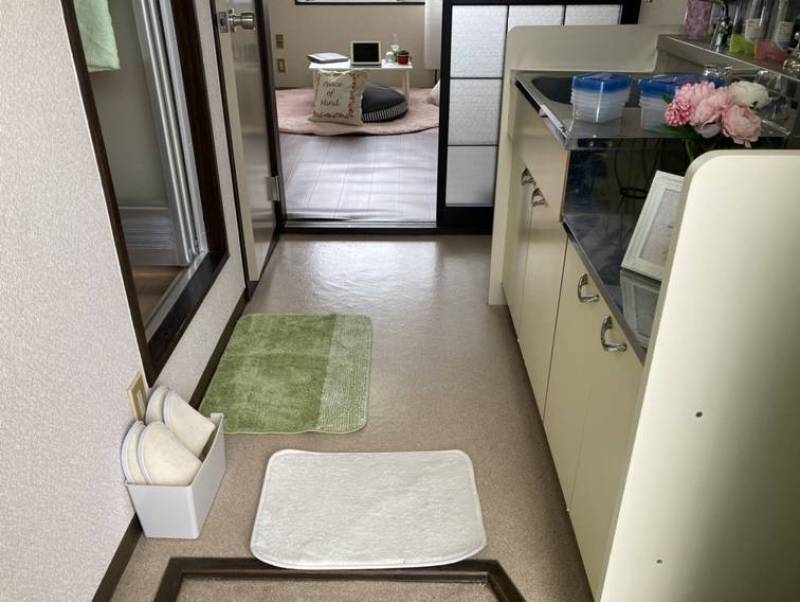 玄関入ってすぐの眺めです