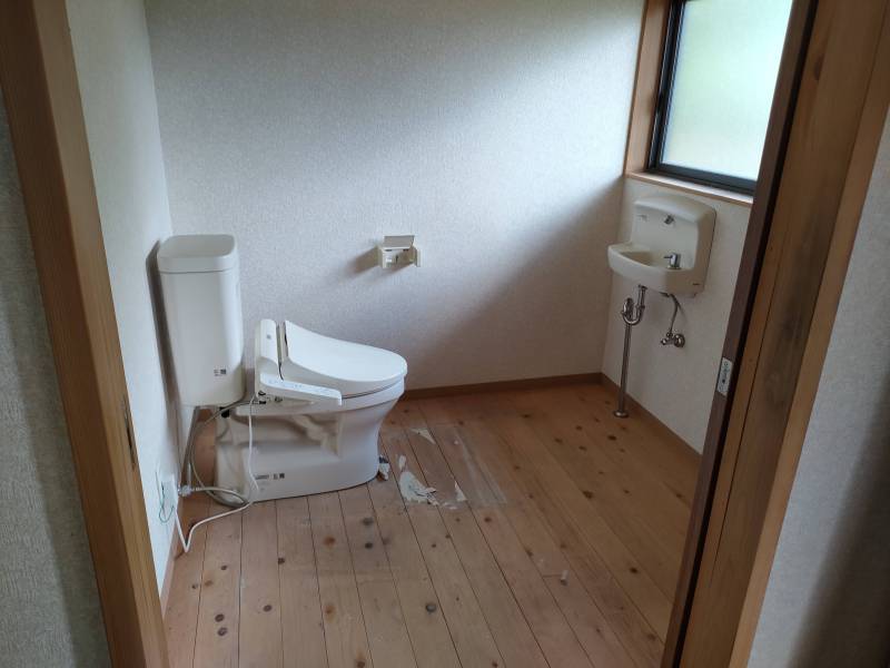 広めのトイレです。