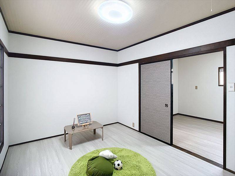 リビング①（写真は202号室）