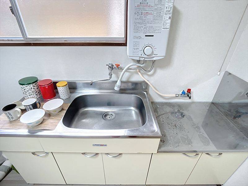 キッチン②（写真は202号室）