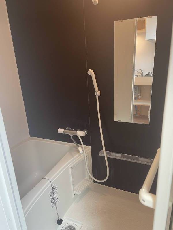 広くてゆっくり入れるお風呂。