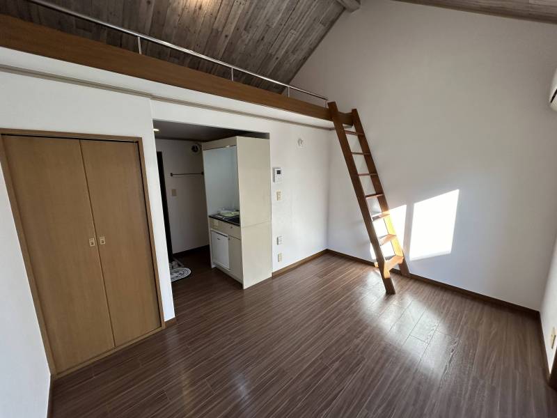 ♪大型クローゼットで収納も便利♪