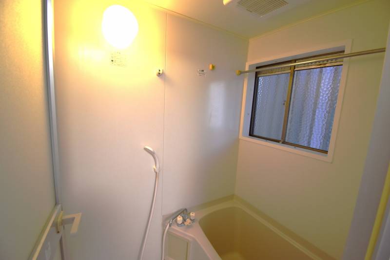 浴室乾燥機付きバスルーム