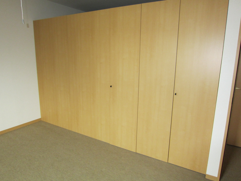 ２Fの部屋は収納で仕切られています