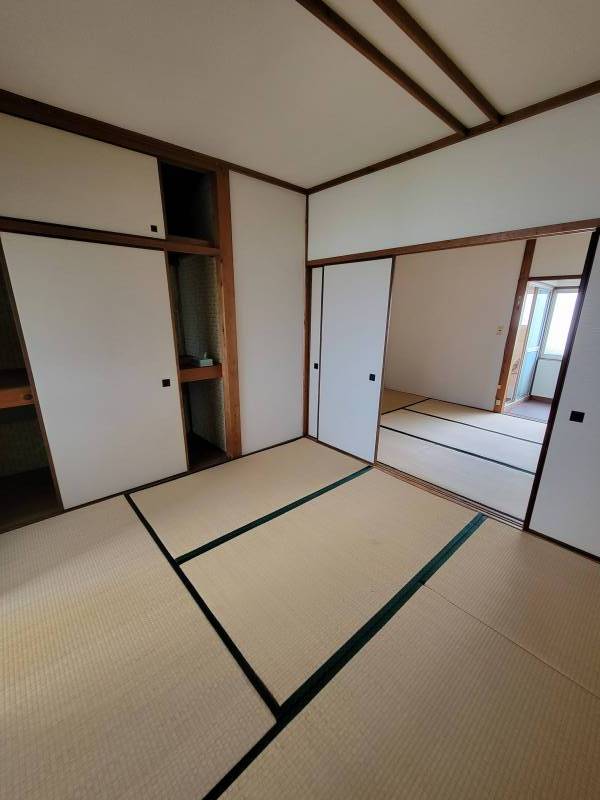 快適に寛げる６畳間&times;２
