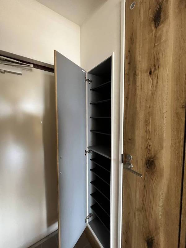 シューズボックス