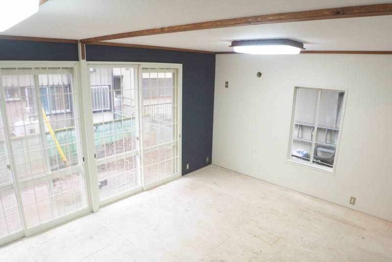 リビング別角度から。12畳用エアコン完備！