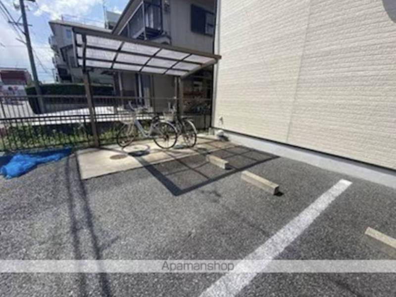 駐輪場スペースもあります