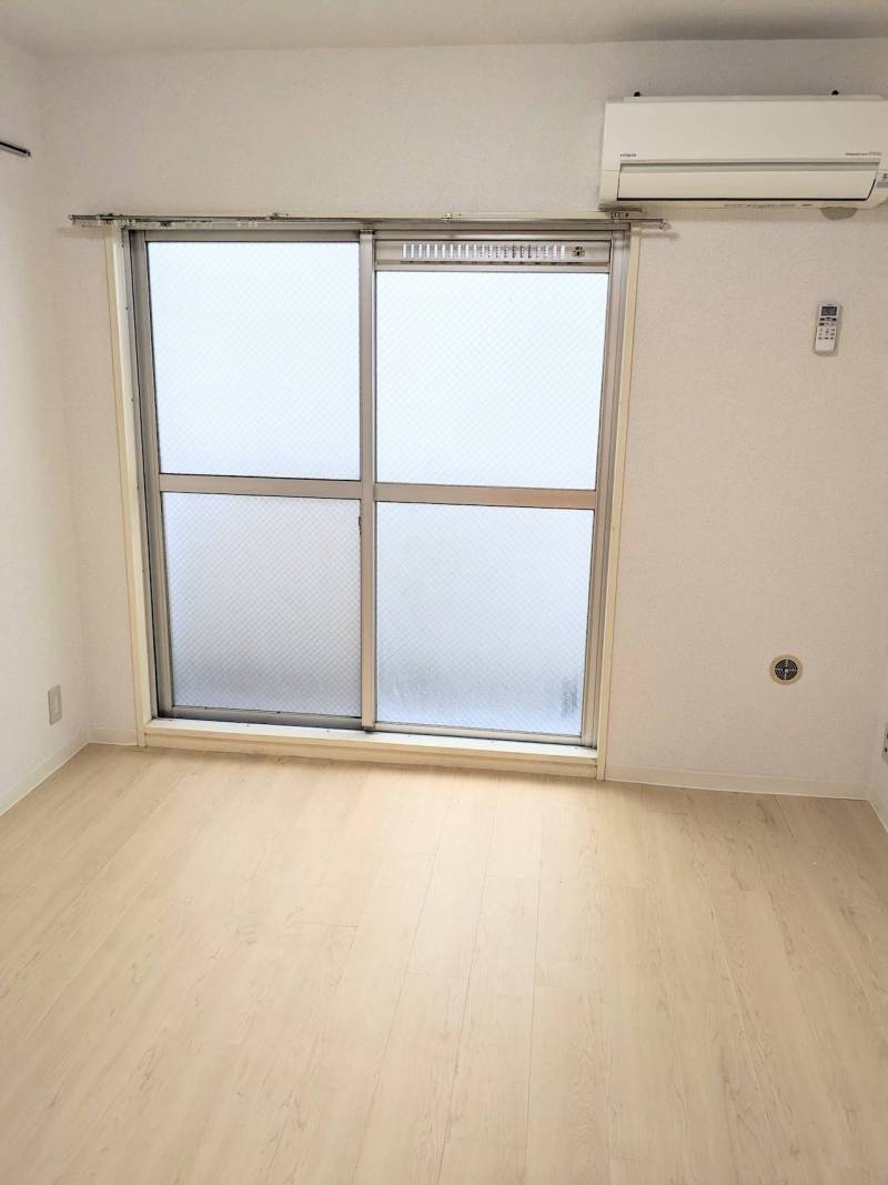 明るく綺麗な室内です。