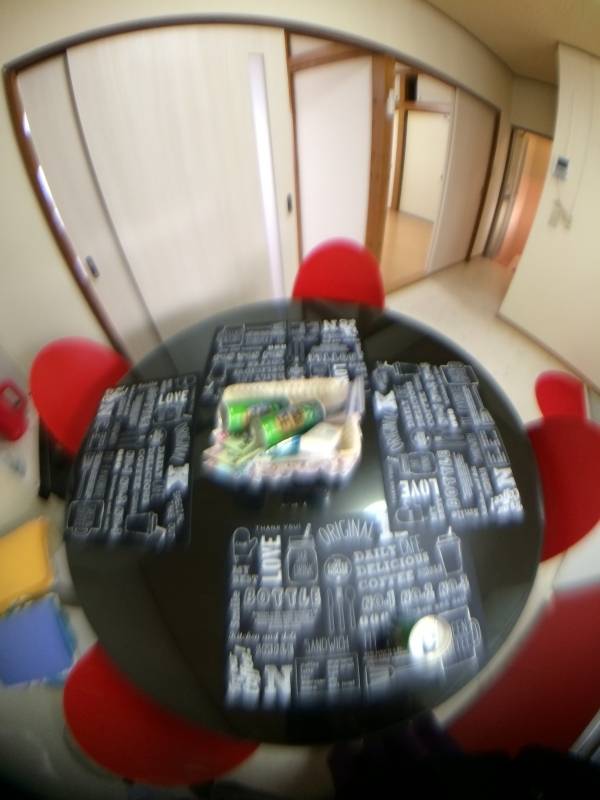 おしゃれな丸テーブル