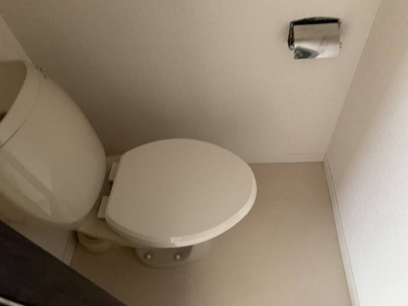 トイレ別です