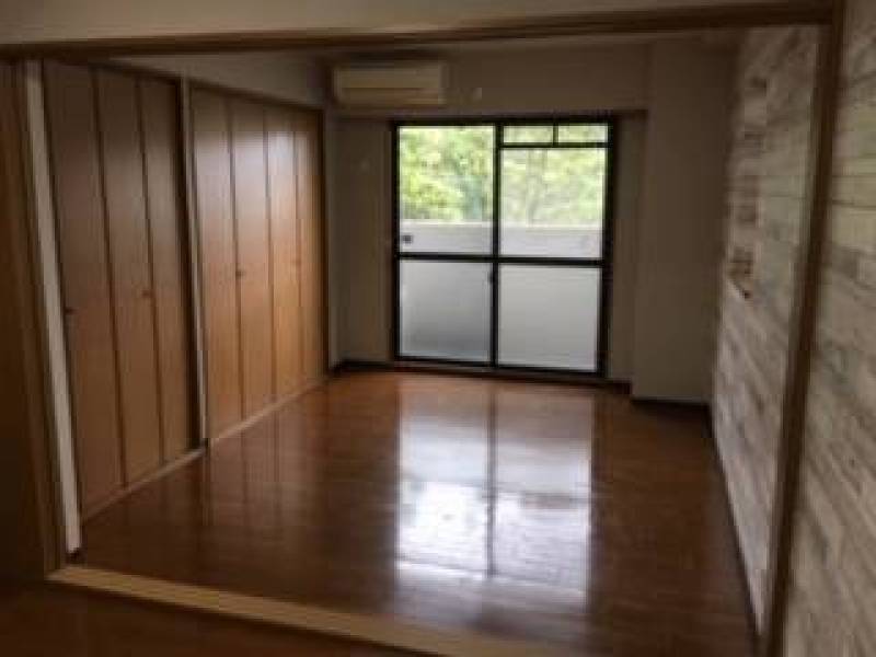 角部屋　明るく広々とした
空間