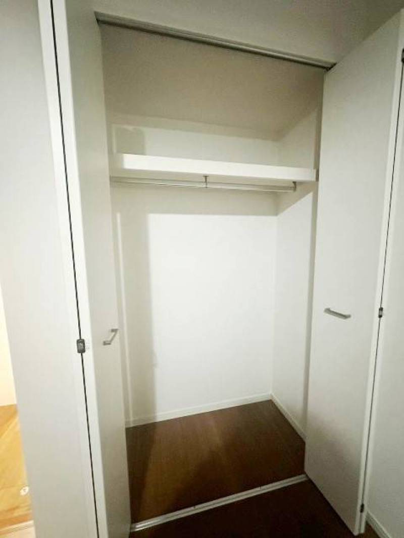収納力あるクローゼット！玄関収納や床下収納も◎