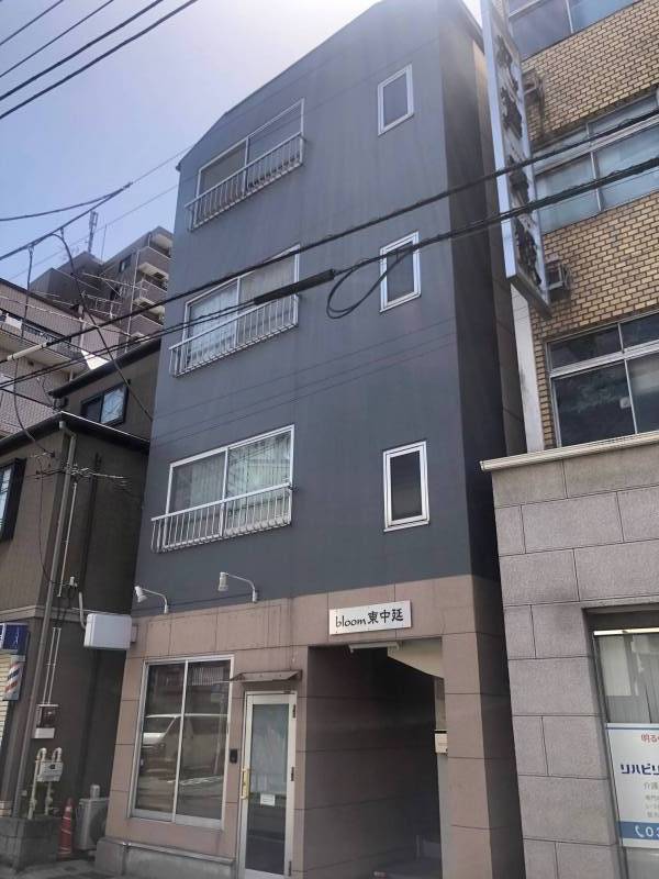 安心便利、商店街沿い
外壁は8月に塗り替えました。