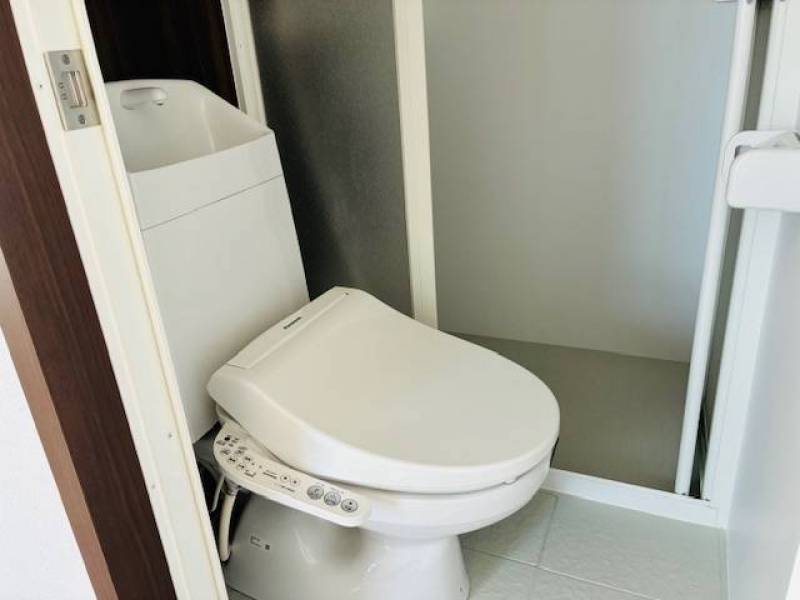 ウォシュレット付き