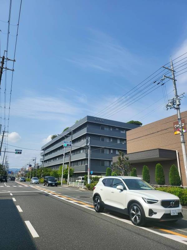 徒歩圏に24時間体制の坂本病院あり。