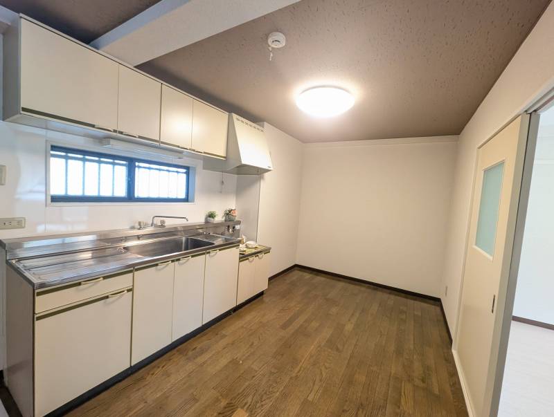 岐阜県瑞浪市ハウスM_2F_キッチン　広々使えます。