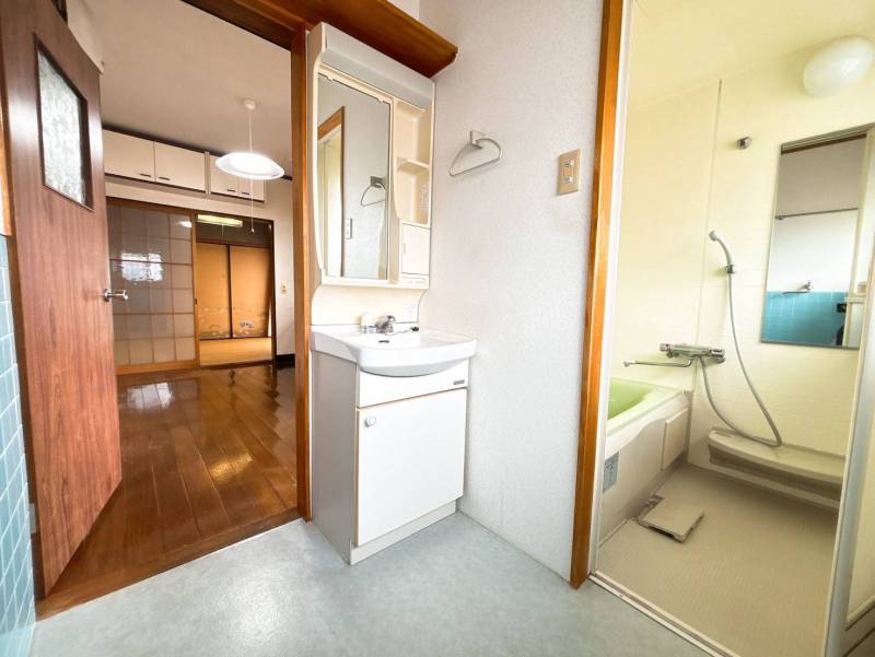 1階｜洗面・脱衣所