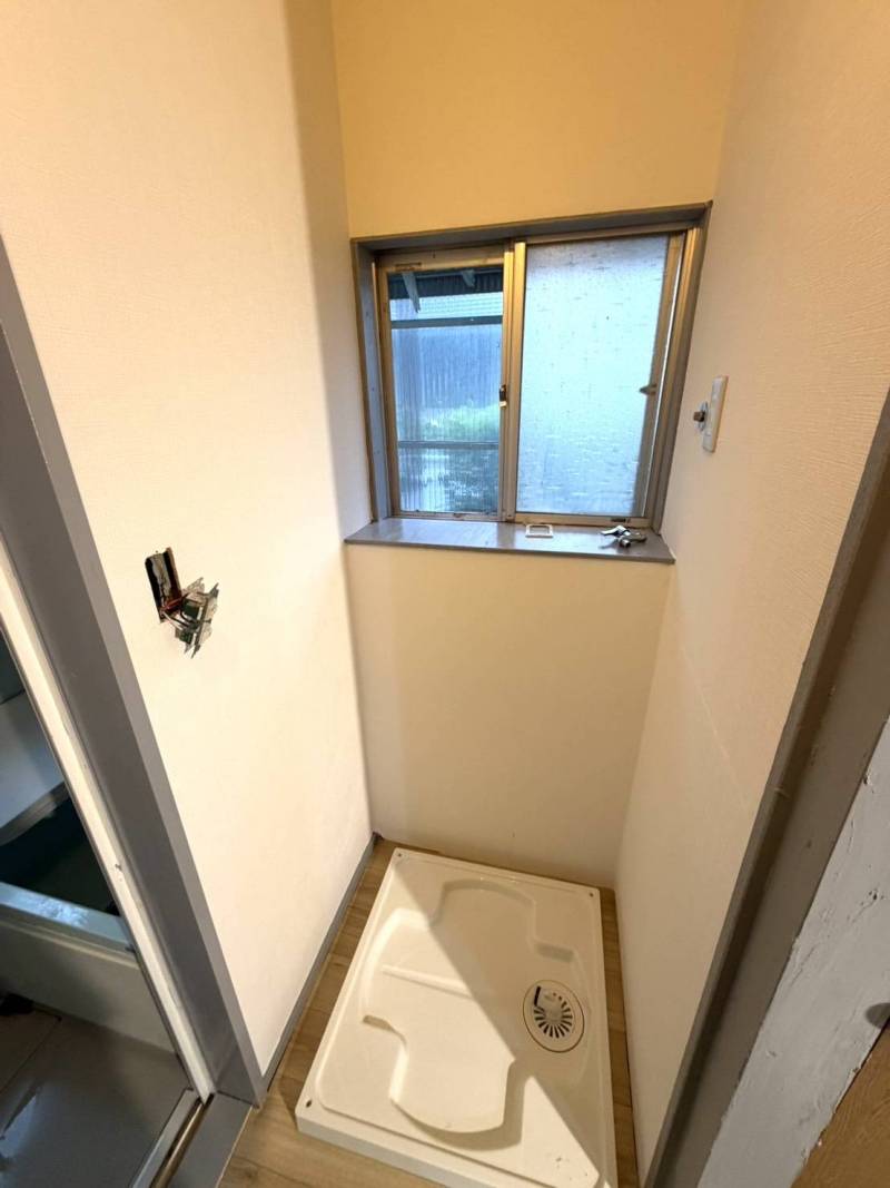 室内洗濯機置き場もあります^_^