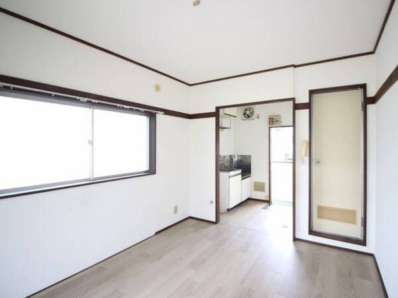 室内もリフォームしたのでキレイです