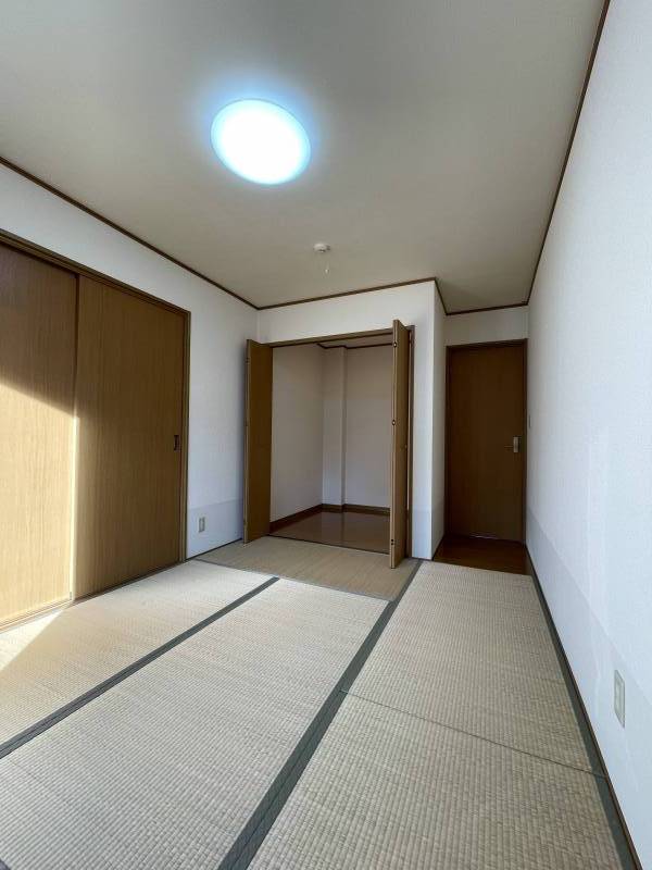 和室
なんと！ウォークインクローゼット付き