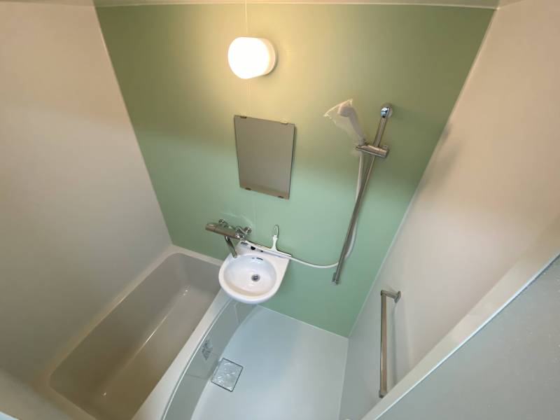 新品のバスルーム　シングルレバー　シャワーバー