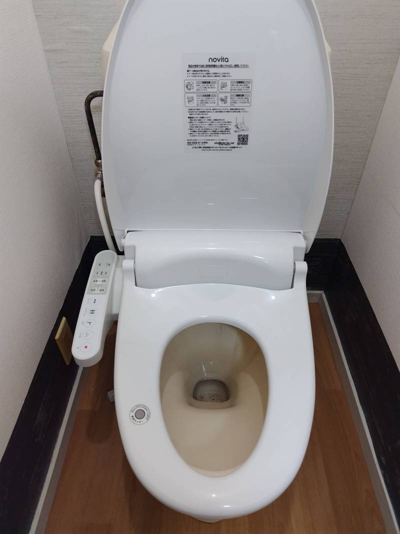 温水洗浄便座新設♪