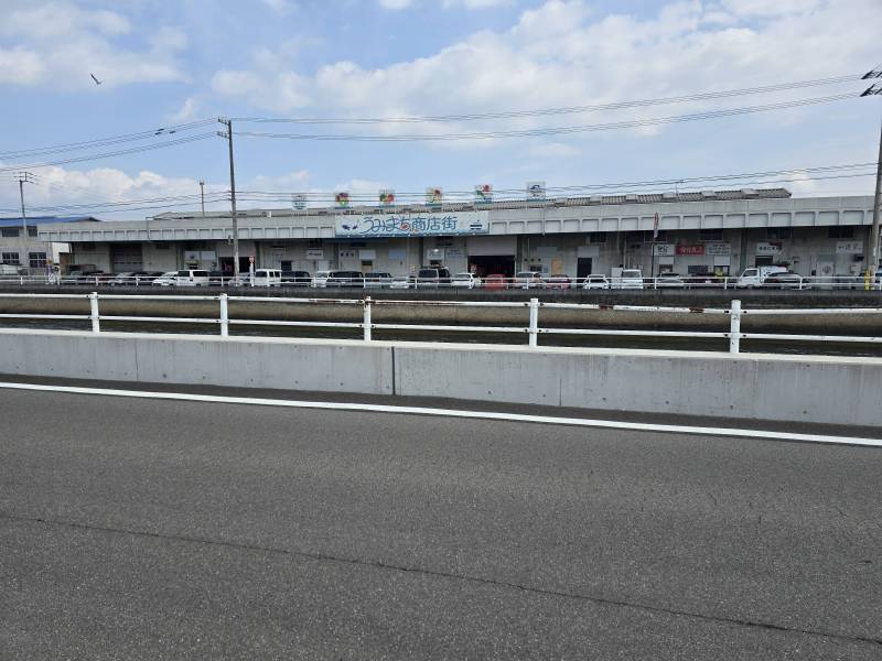 高松魚市場のうみまち商店街