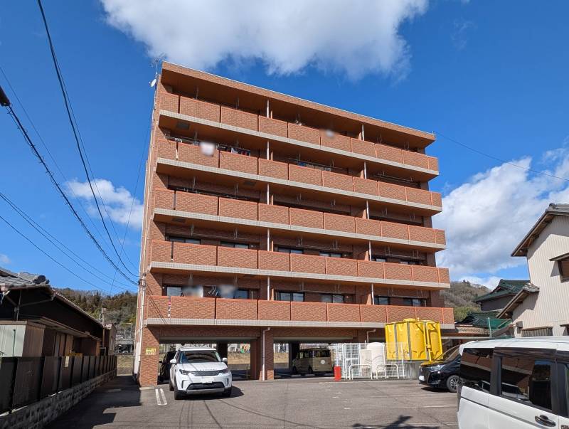 6階建鉄筋コンクリートマンション
