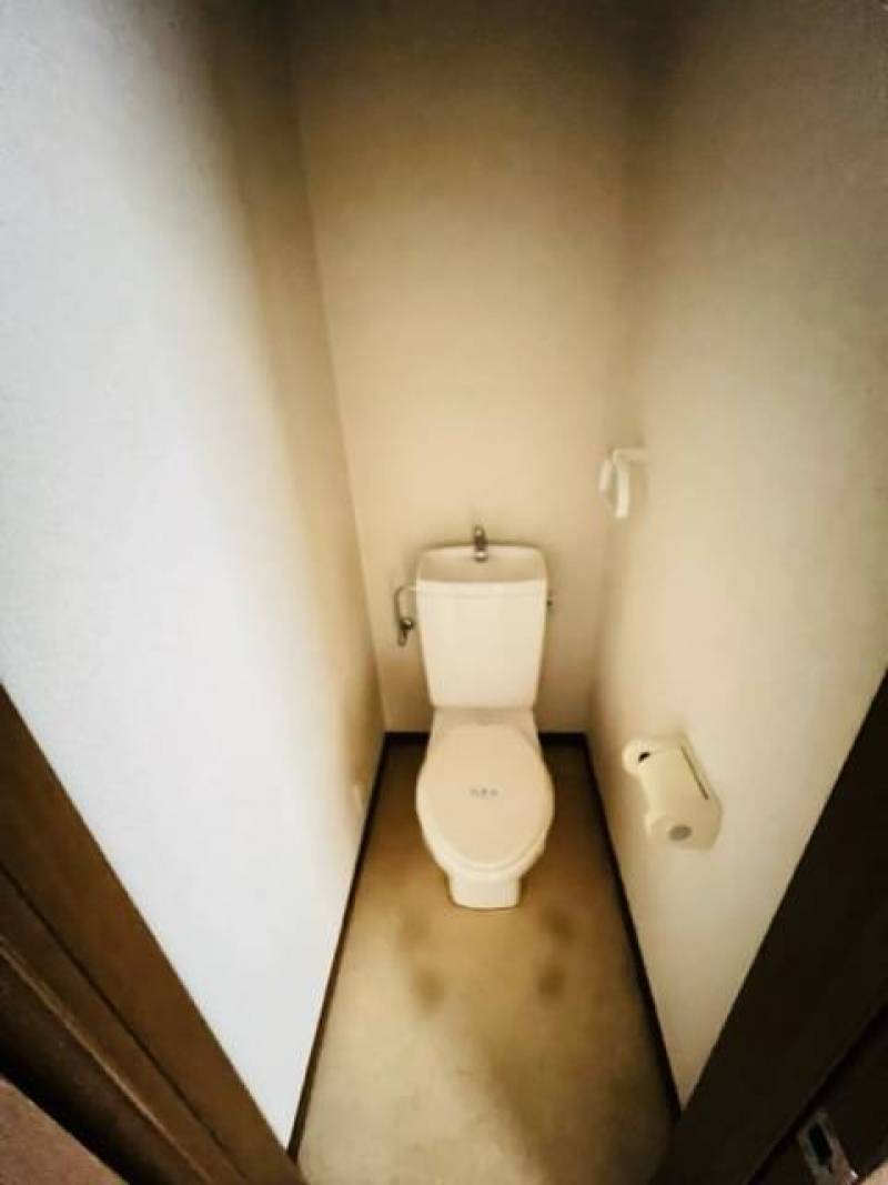ウォシュレットで気持ちよく使えます。