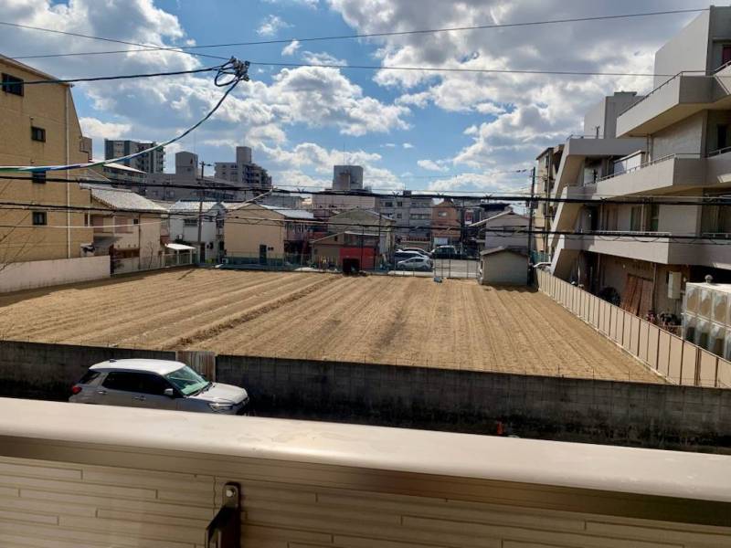 ベランダからの素晴らしい眺望　（101・103）