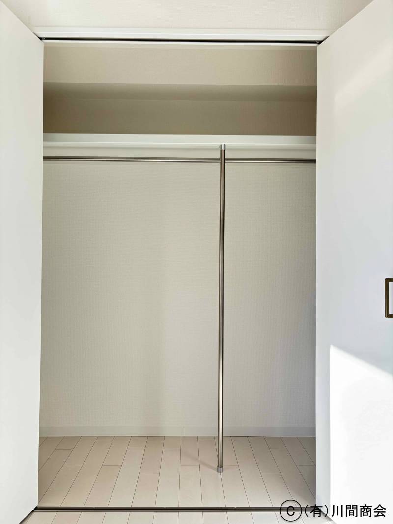 居室部の広々クローゼット