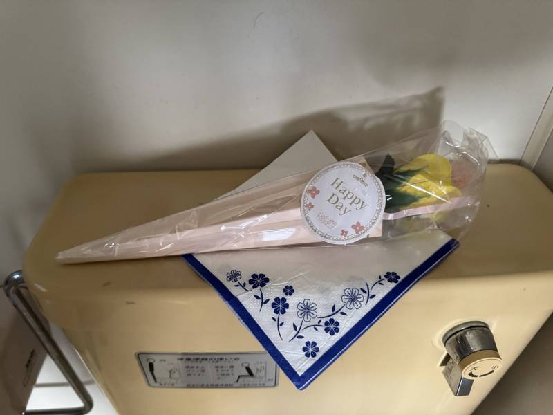 大したものではありませんが、入居の御礼のソープフラワーです。