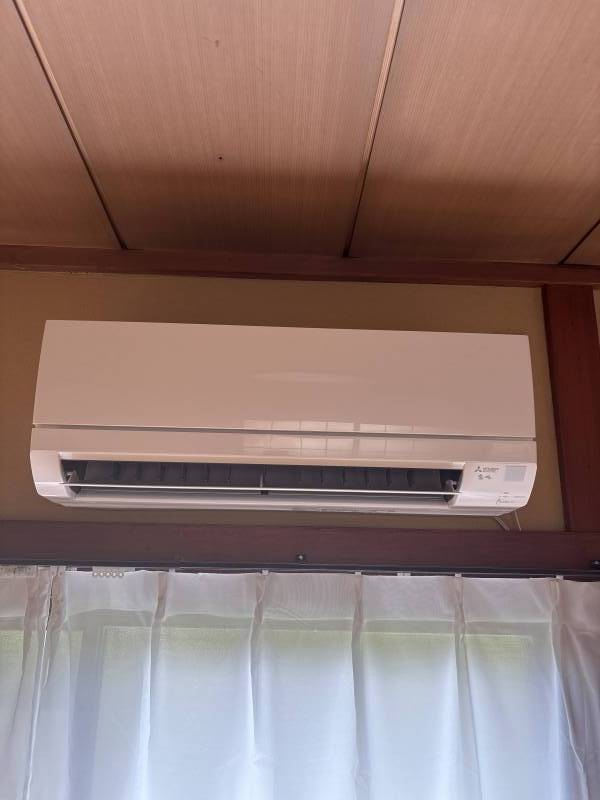 エアコンは新品が2台付いていて、夏も冬も快適に！