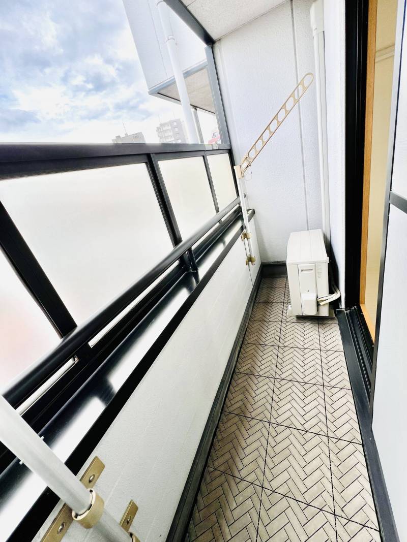 目隠し付きバルコニー