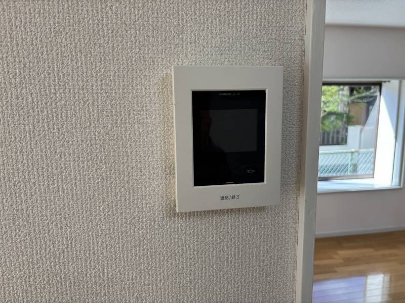 モニター付きインターホンで防犯面も安心！