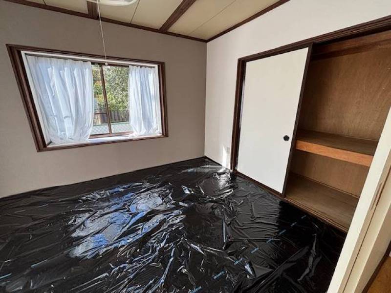 新品の井草の香り！モダンな和室です♪