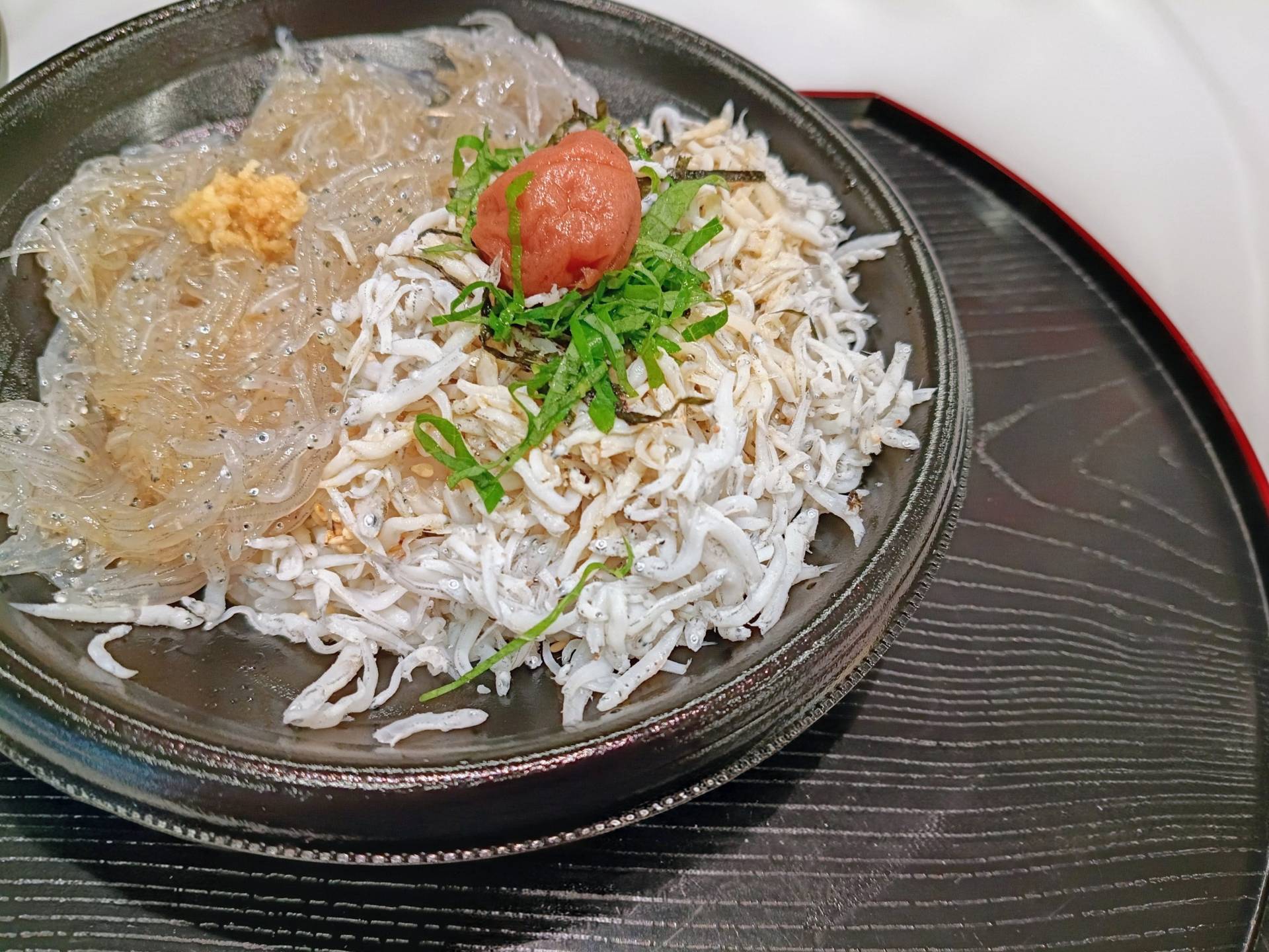 しらす丼