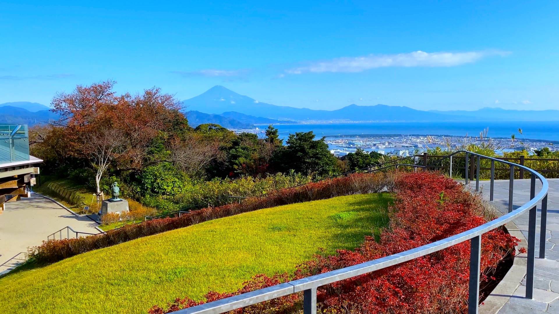 日本平から望む富士山と駿河湾