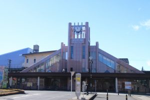 羽村駅東口駅舎